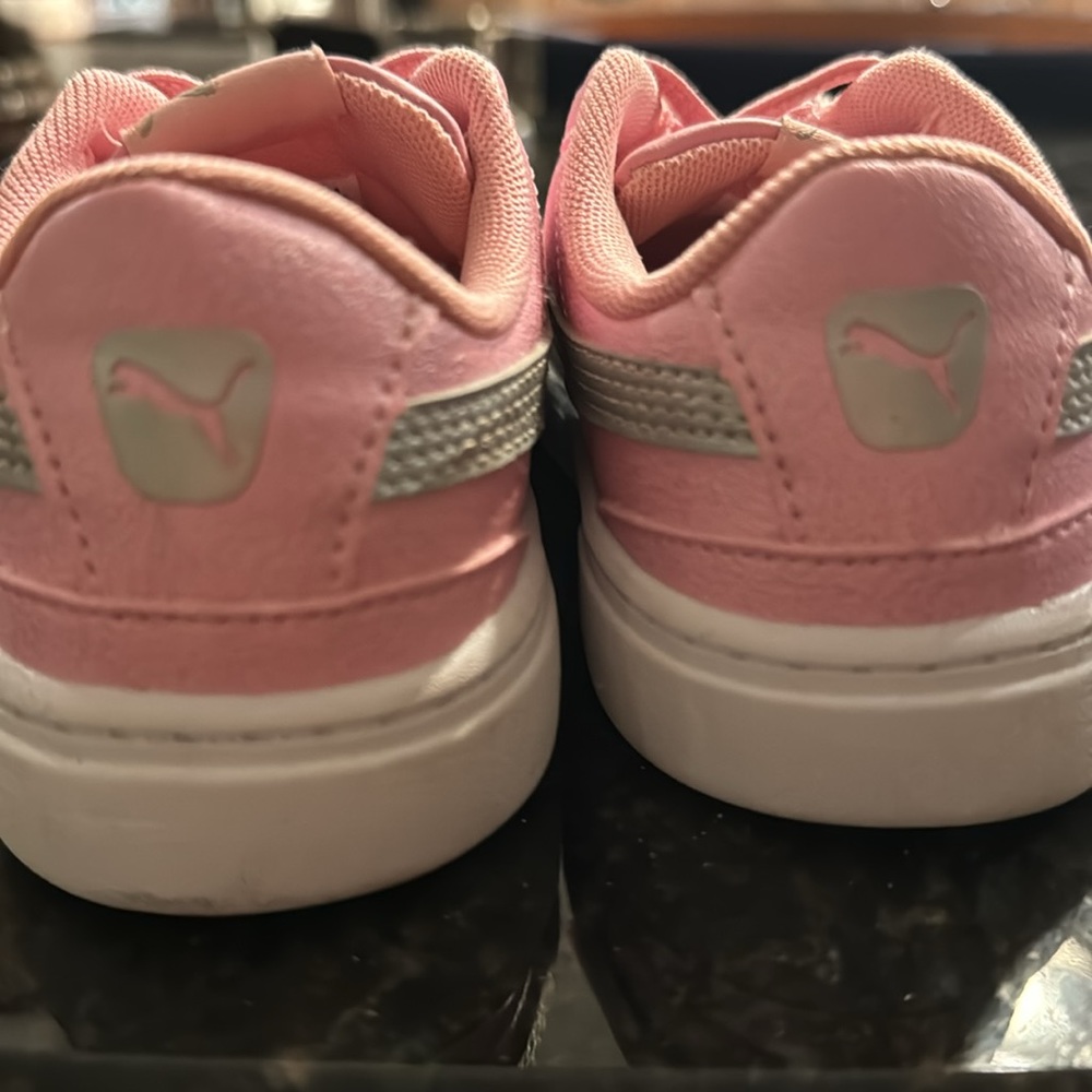 PUMA Kids' Vikky V3 Glitz Sneaker In Prism Pink & Puma Silver - Picture 3 of 7
